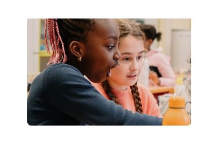 Uniting the world in the classroom: How AI breaks barriers in a Belgian school